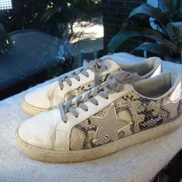 Vintage Havana Bianca gold snake white leather low top sneakers, size 7.5 - Picture 4 of 11